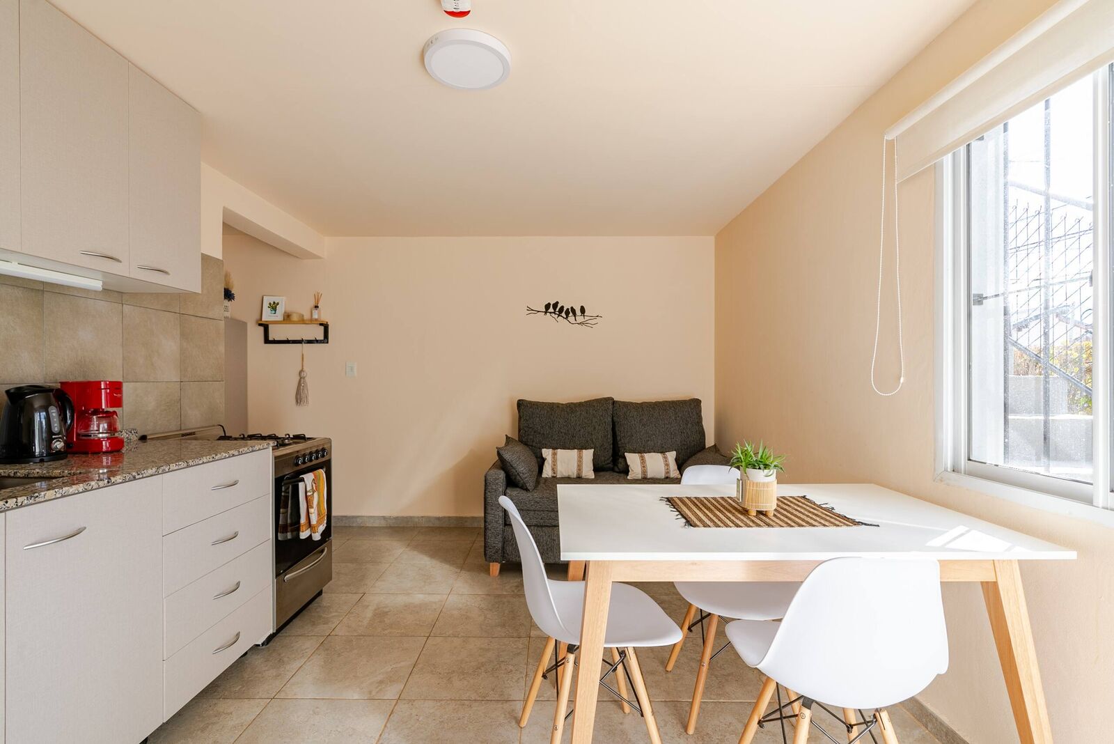 Peonia · Living room